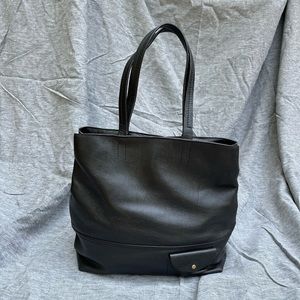 J. Crew black leather tote bag - lots of pockets!